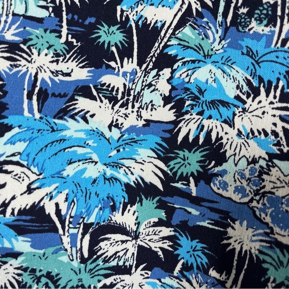 Christopher & Banks Blue Floral Print Capris - Picture 7 of 15